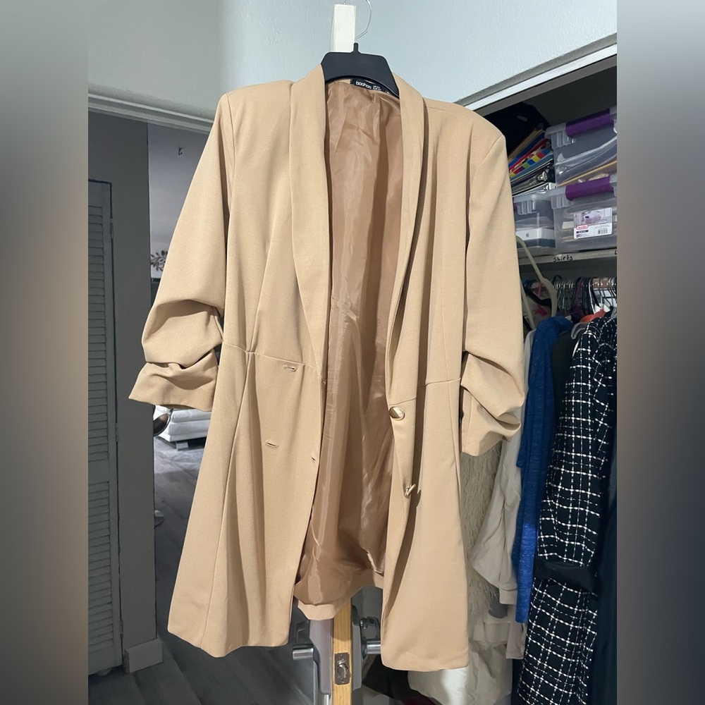 Beautiful all polyester dress jacket